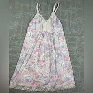 Floral Lace Chemise